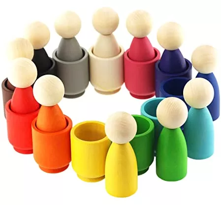 Ulanik Peg Puppen in Tassen Montessori Spielzeug Holz Sorter Spiel 12 GNOME 85mm Alter 3+ Farbe Sortierung und Zählen Peg Puppen Vorschule Lernen Bildung: Amazon.de: Spielzeug