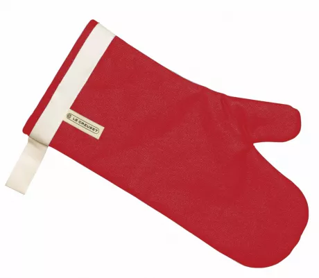2 Mal -> Le Creuset Ofenhandschuh 35 x 18 Cm, Kirschrot Default Title | Hochwertige Wohndesign- und Einrichtungsartikel bei inwohn.