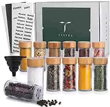 Amazon.de: TASTRA® 12er Set Gewürzgläser mit Bambusdeckeln- 100ml Gewürzdosen- Gewürzaufbewahrung inkl. Gewürzetiketten+ verschiedene Streueinsätze+Trichter